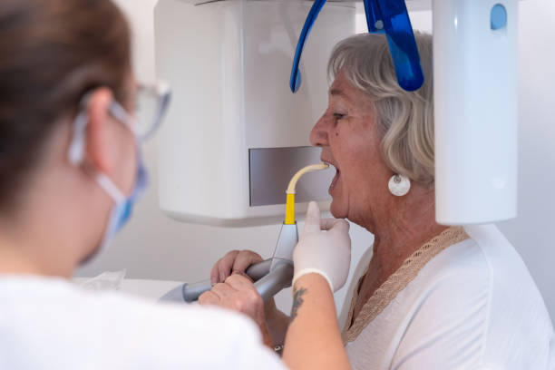 Best Cosmetic Emergency Dentistry in Breckenridge, MI